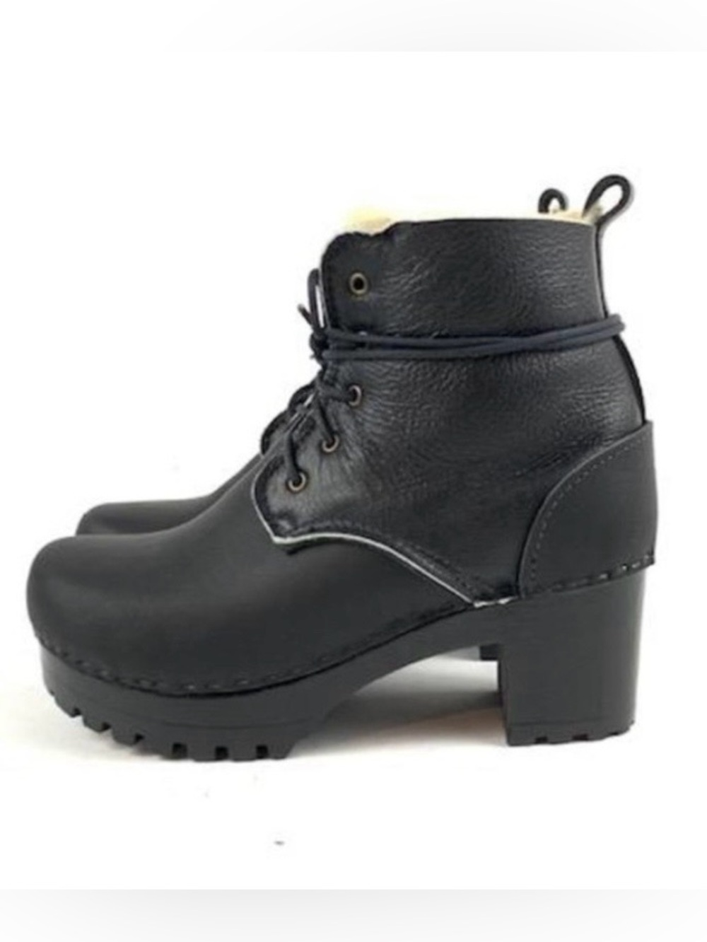 No.6 Lander Lace Up Shearling
Boot On Mid